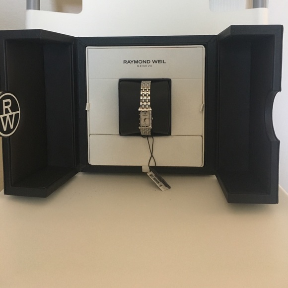 Raymond Weil Geneva watch main image 6