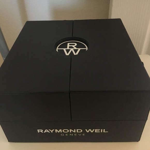 Raymond Weil Geneva watch main image 4