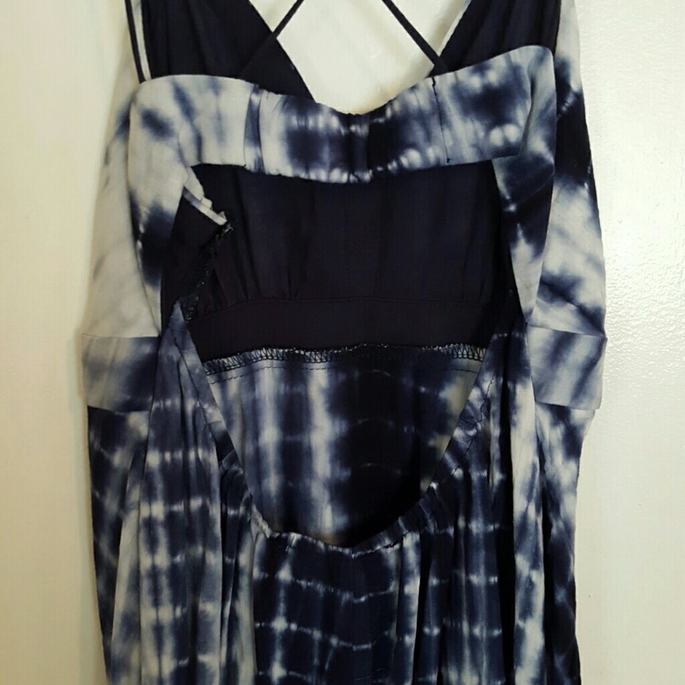 Dress open back - Picture 4 of 5