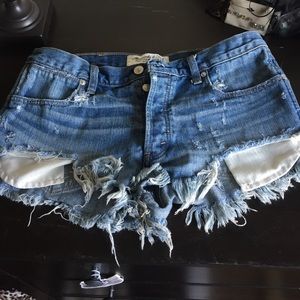 Abercrombie & Fitch high rise shorts