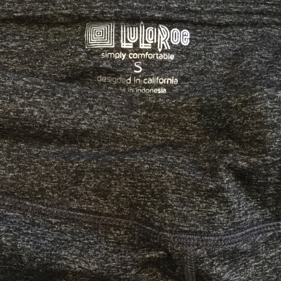 菉‍♀️LuLaRoe Jade noslip, stay put, active Capri - Picture 7 of 7