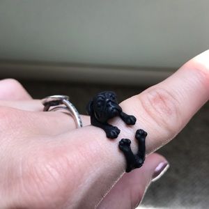 Pug ring