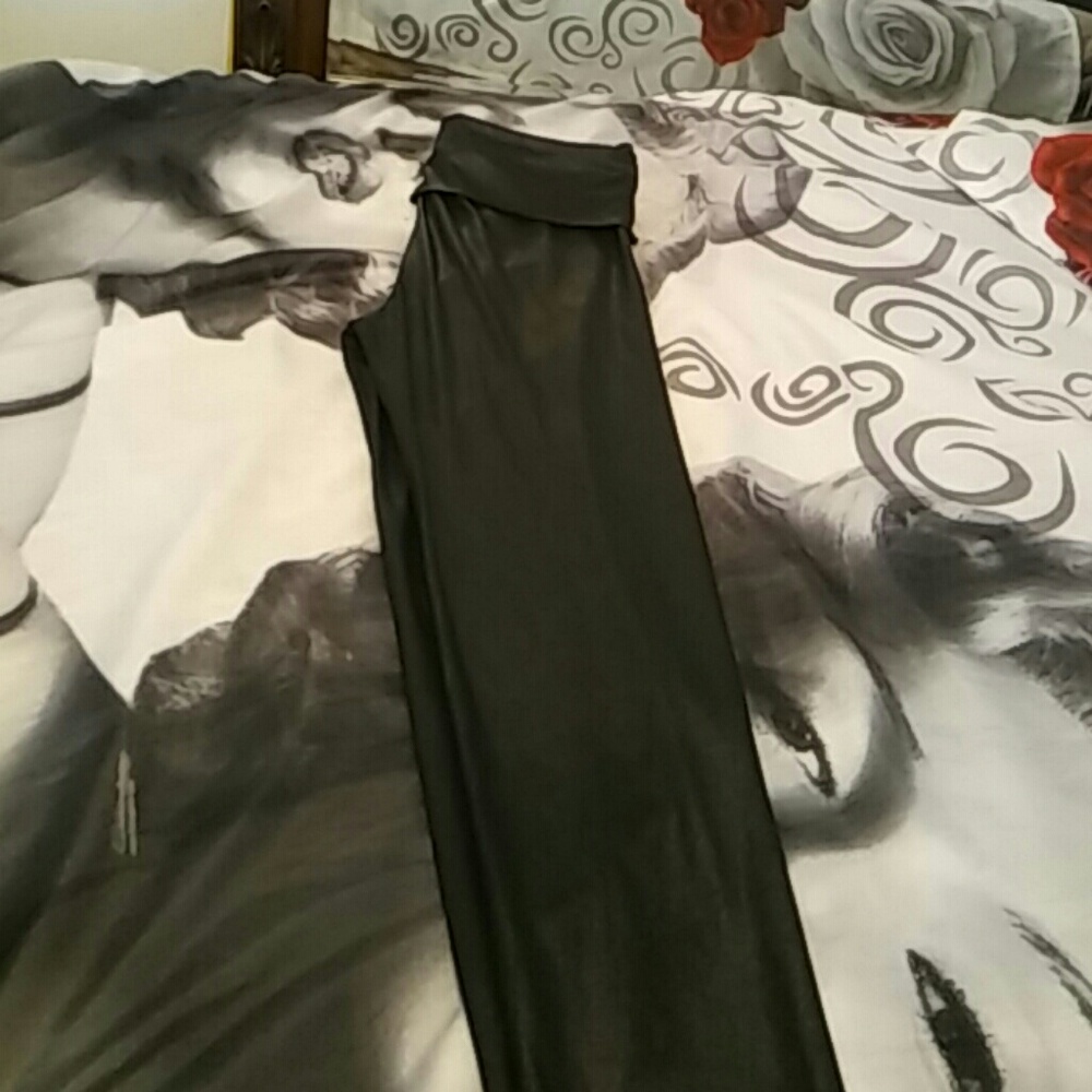 Clothes - Picture 3 of 3