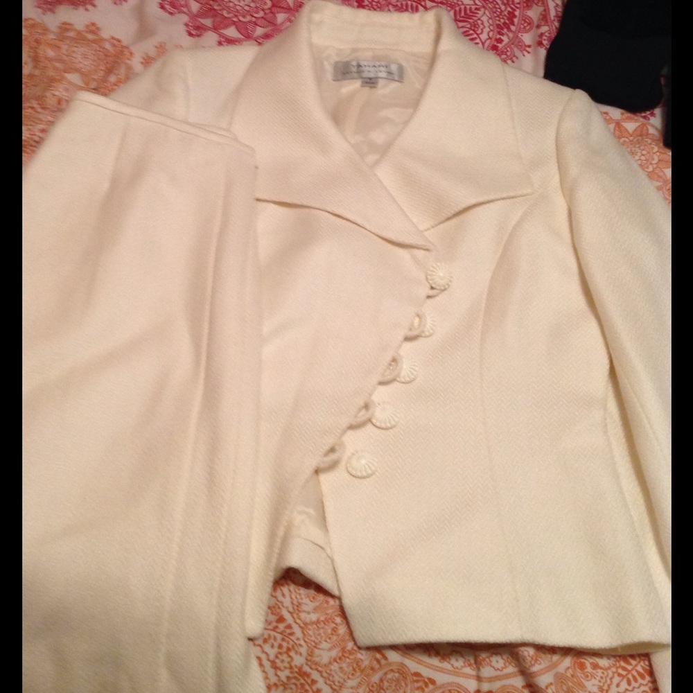Tahari Spring Dress Suit. Size 4
