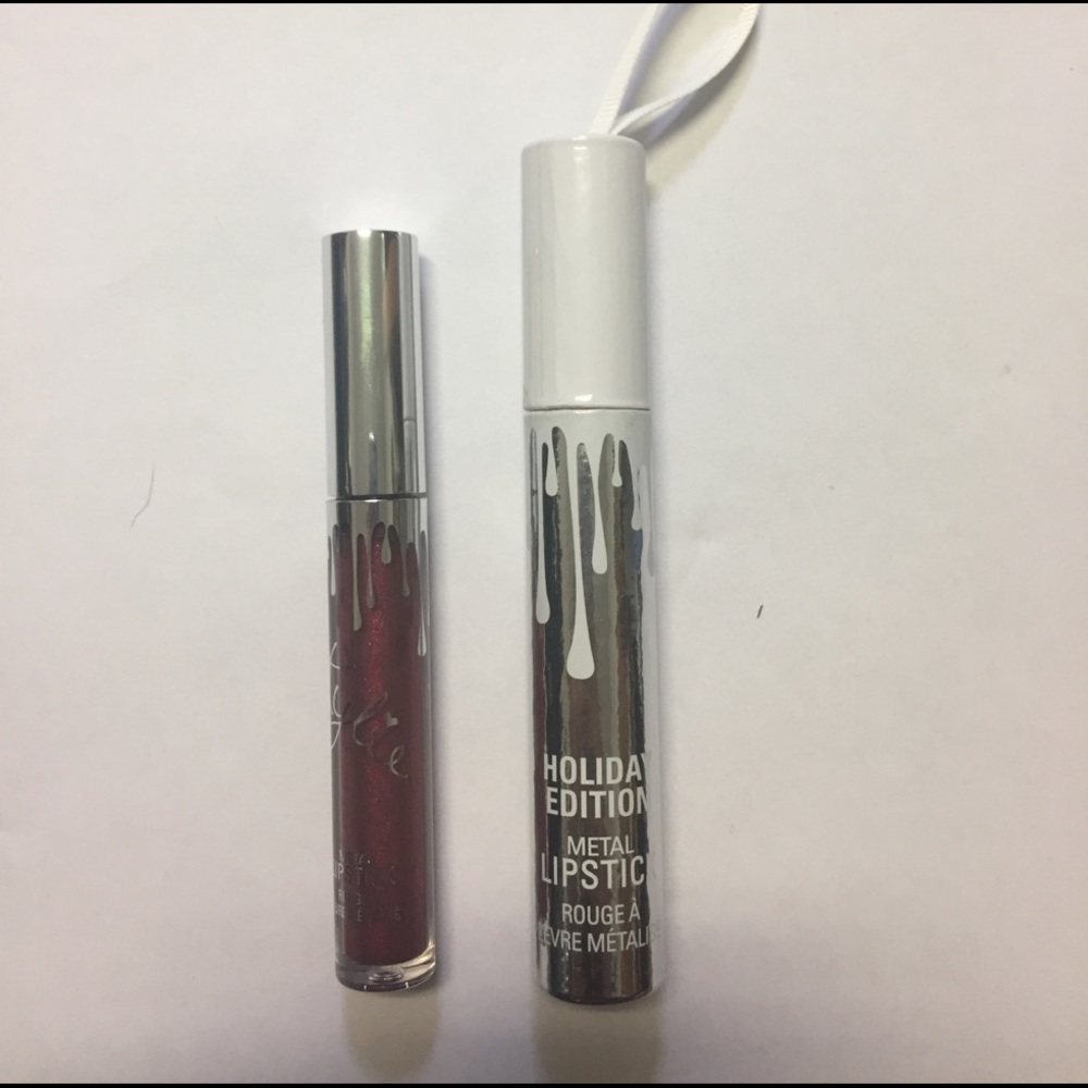 Kylie Cosmetics- Dancer Metal Lipstick