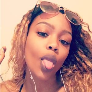 Meet your Posher, Bryana