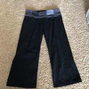 LULULEMON black leggings