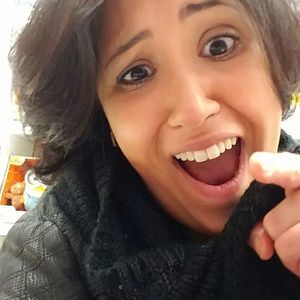 Meet your Posher, Yahnzy