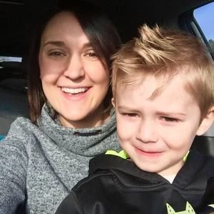 Meet your Posher, April