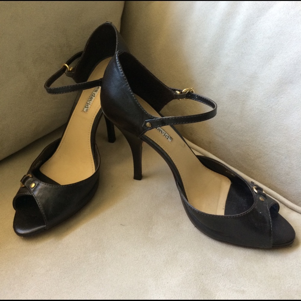 Charles David Brown Heels