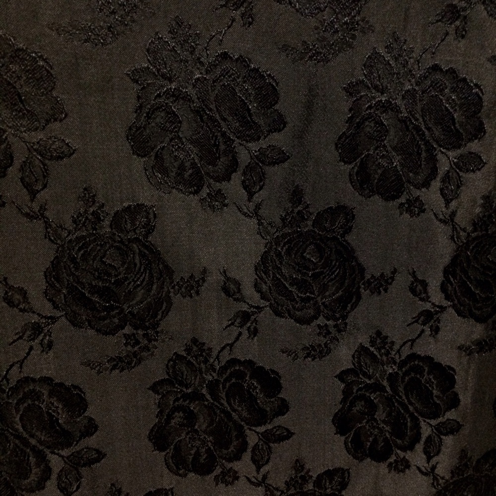 🎉SALE🎉VINTAGE Black Damask Cocktail Dress - Picture 4 of 4