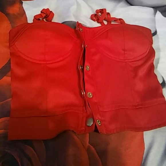 Clothes - Picture 3 of 3