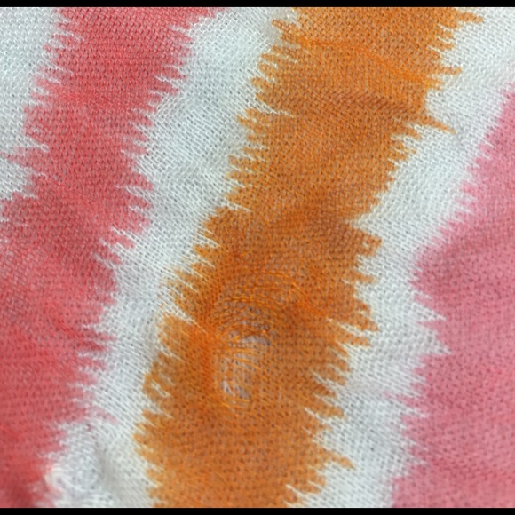 Summer scarf! - Picture 1 of 3