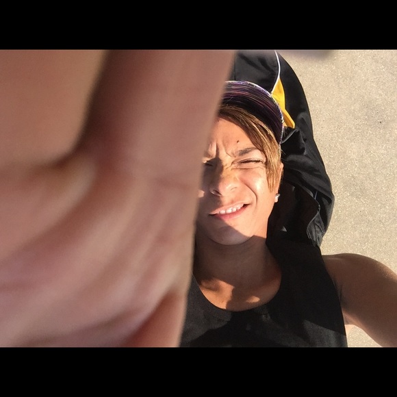 Meet your Posher, Lisa - Picture 3 of 4