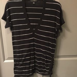 Banana Republic black and white top