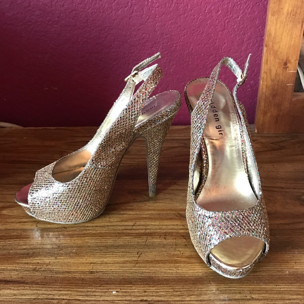 Madden girl sparkly gold heels 🌟