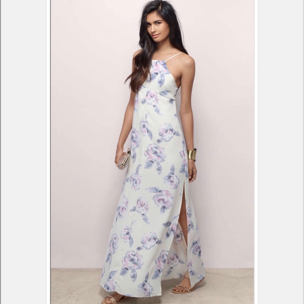 Floral pattern maxi dress!!