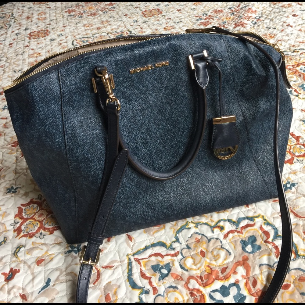 Michael Kors "Riley" in Baltic Blue