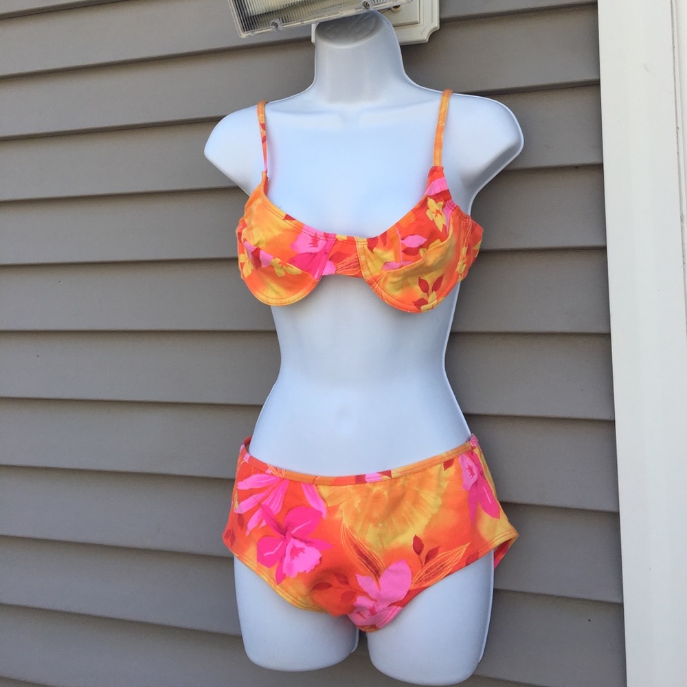 Bermuda Beachwear Bikini Size Lg Tie Dye Sun BNWT
