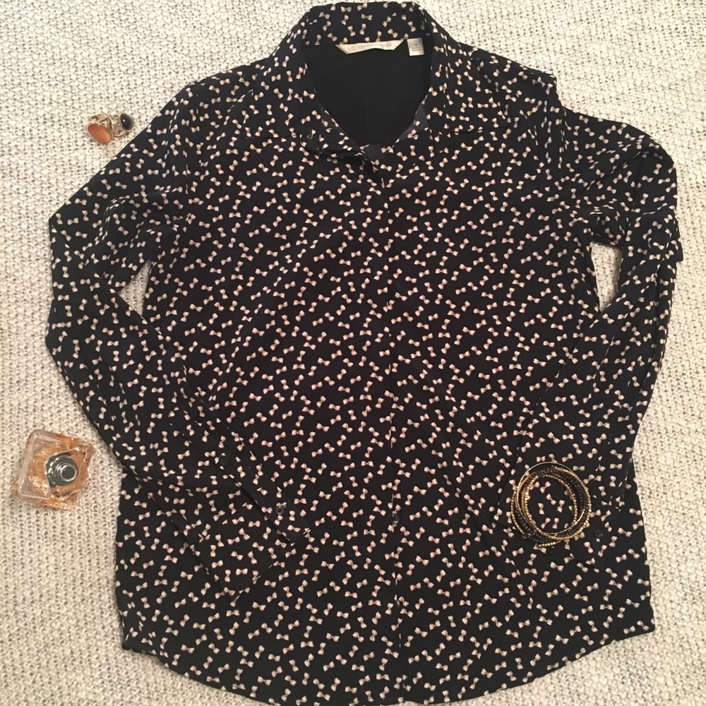 Bow printed black blouse