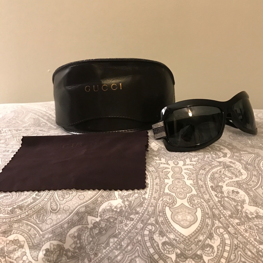 Gucci sunglasses