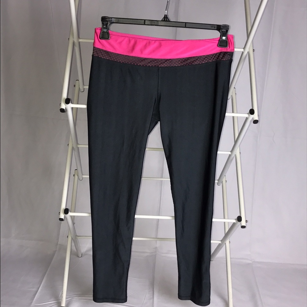 Flattering fitted workout pants