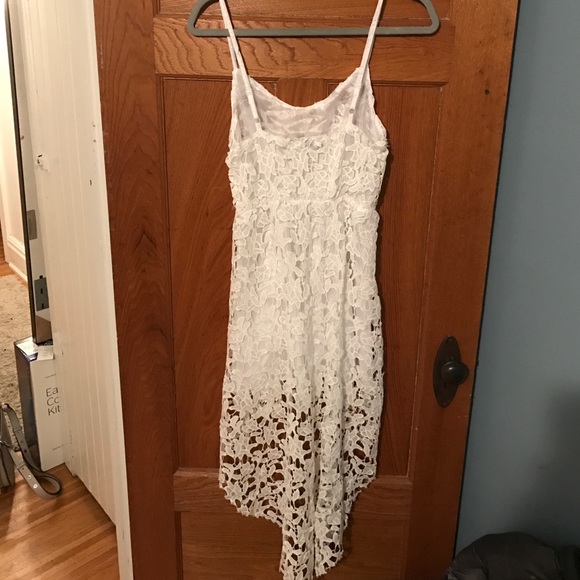 ⭐️1 LEFT⭐️NWT white sexy lace midi dress - Picture 4 of 5