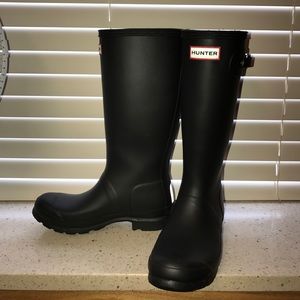 HUNTER Boots // Size 7 //