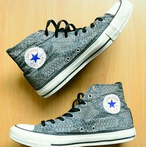Men's Size 11 Snake Print Converse All-Star Hi