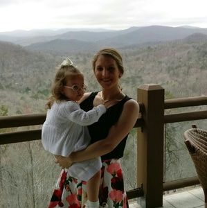 Meet your Posher, Jaclyn