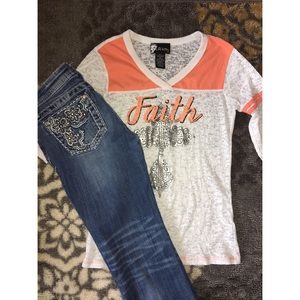 Miss Me skinny jeans & free shirt👖✨