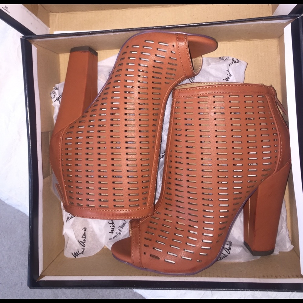 Michael Antonio in the style "Judah"