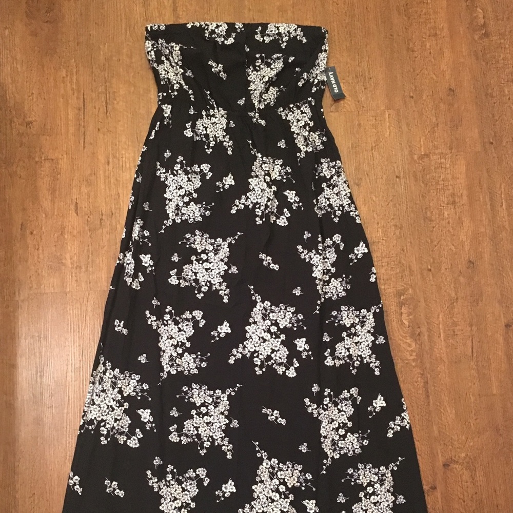 Strapless black printed maxi dress