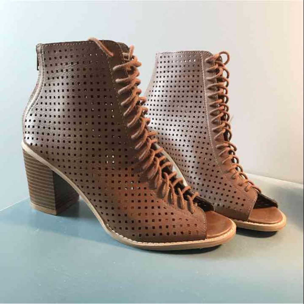 Brown Open Peep Toe Ankle Booties Cut Out - Picture 2 of 4