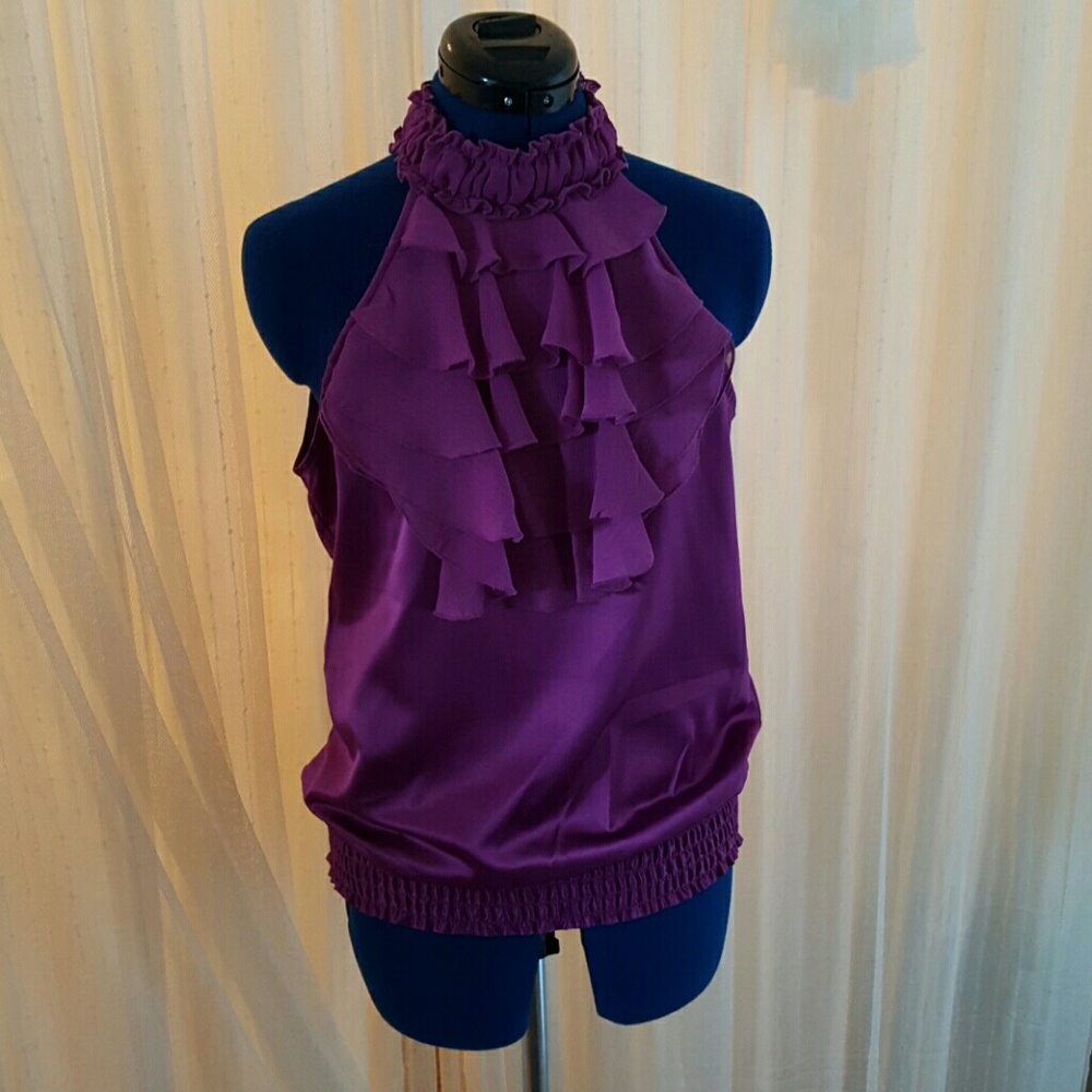 Ruffled top