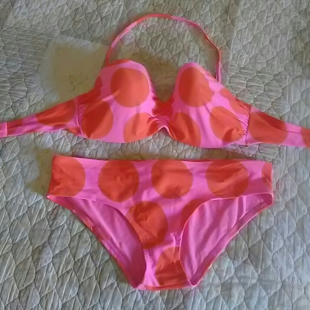 Swim suit