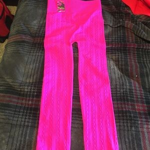 PINK PATTRENED HIGH WAISTED LEGGINGS!