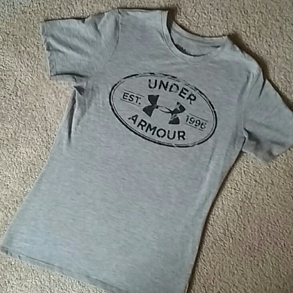Under Armour t-shirt