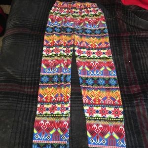 PATTERNED LEGGINGS ONE SIZE FITS ALL!!
