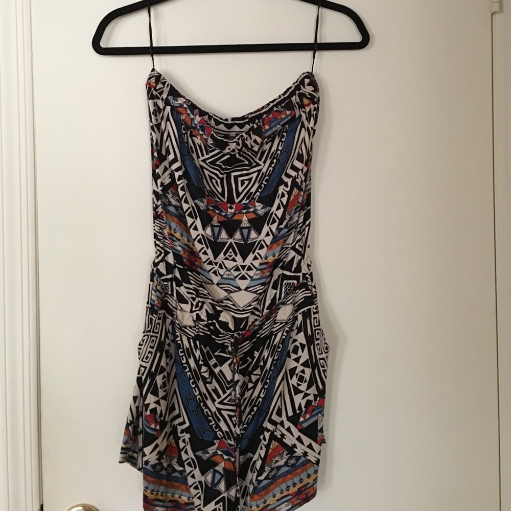 Spring/summer romper is here..NWOT✨