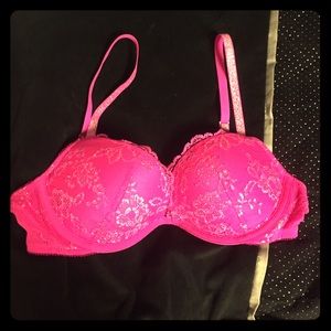 VS Pink Bra