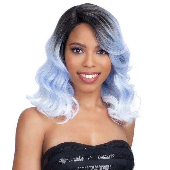 Lace Front Wig ❌SOLD ON DEPOP❌ - Picture 4 of 4