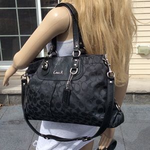 COACH ASHLEY SIGNATURE CARRYALL TOTE BAG F15510