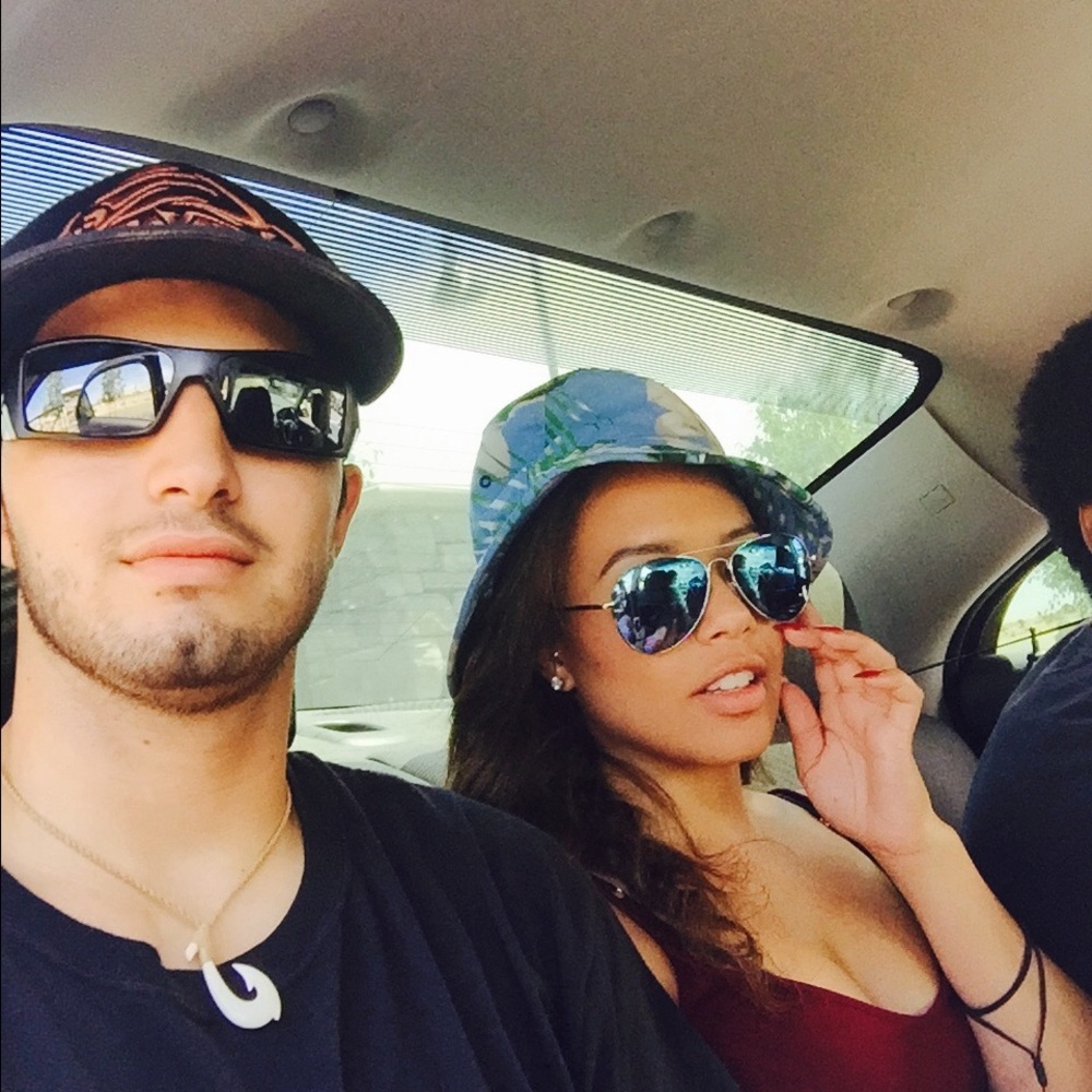 Meet your Posher, Christian