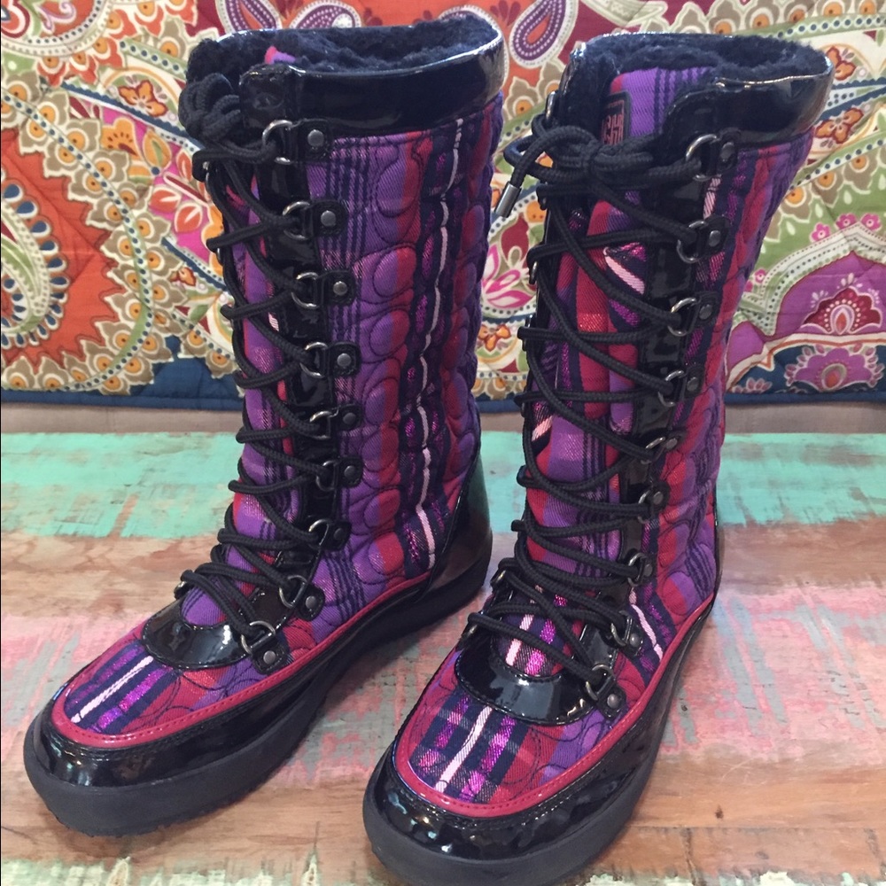 Coach "Peggy" Snowboots 7B
