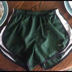 Nike shorts size small