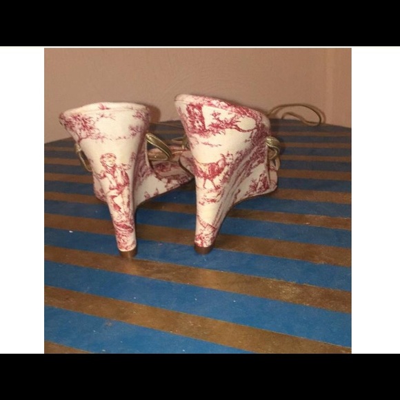 J Vincent - Picture 4 of 4