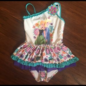 Disney girls Frozen one piece swimsuit size 7-8