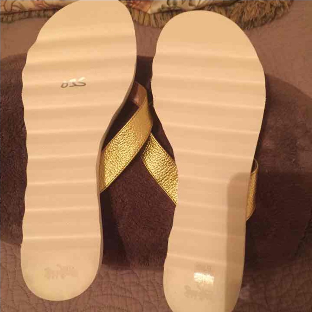 Coach Sandals - Picture 2 of 4