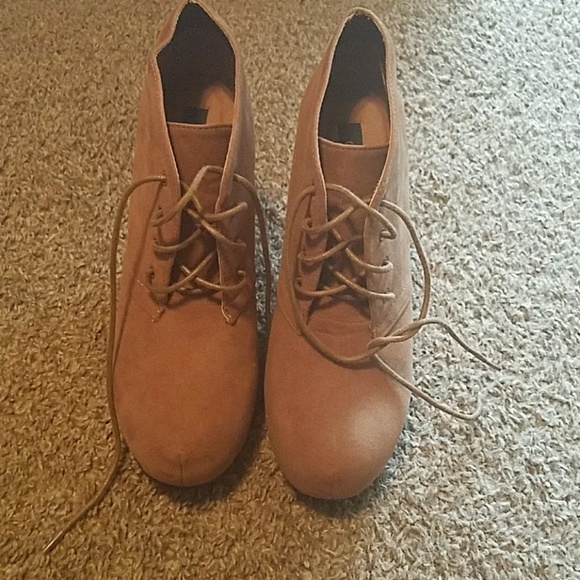 Dollhouse Shoes - Bootie/wedges